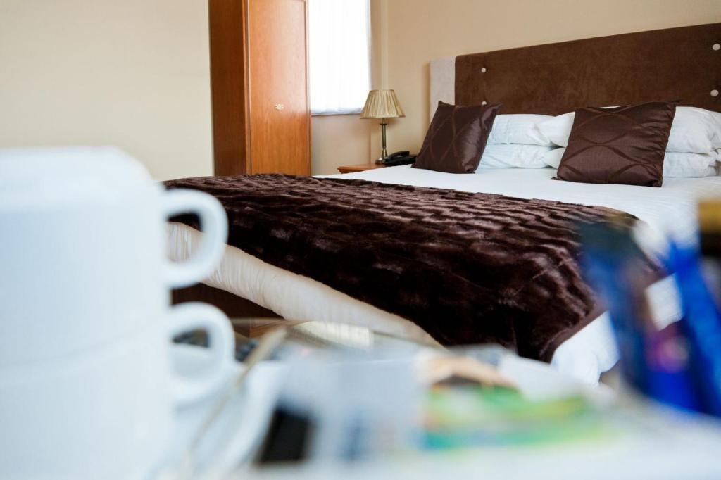 Caledonia Hotel Rosyth Szoba fotó