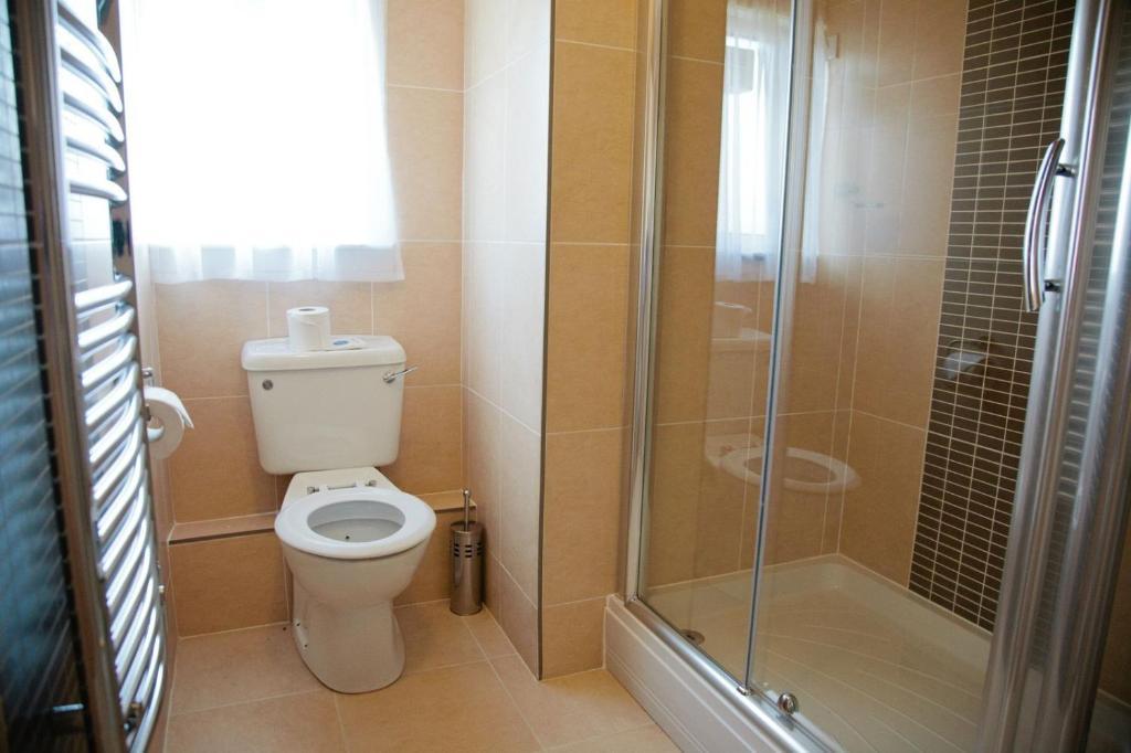 Caledonia Hotel Rosyth Szoba fotó