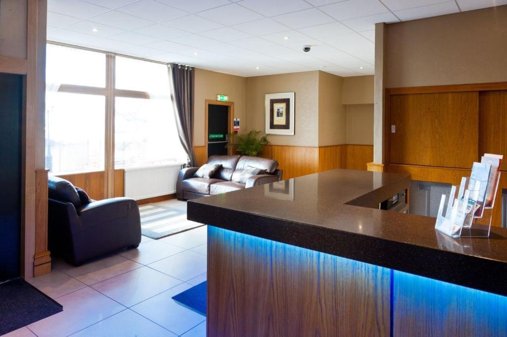 Caledonia Hotel Rosyth Kültér fotó